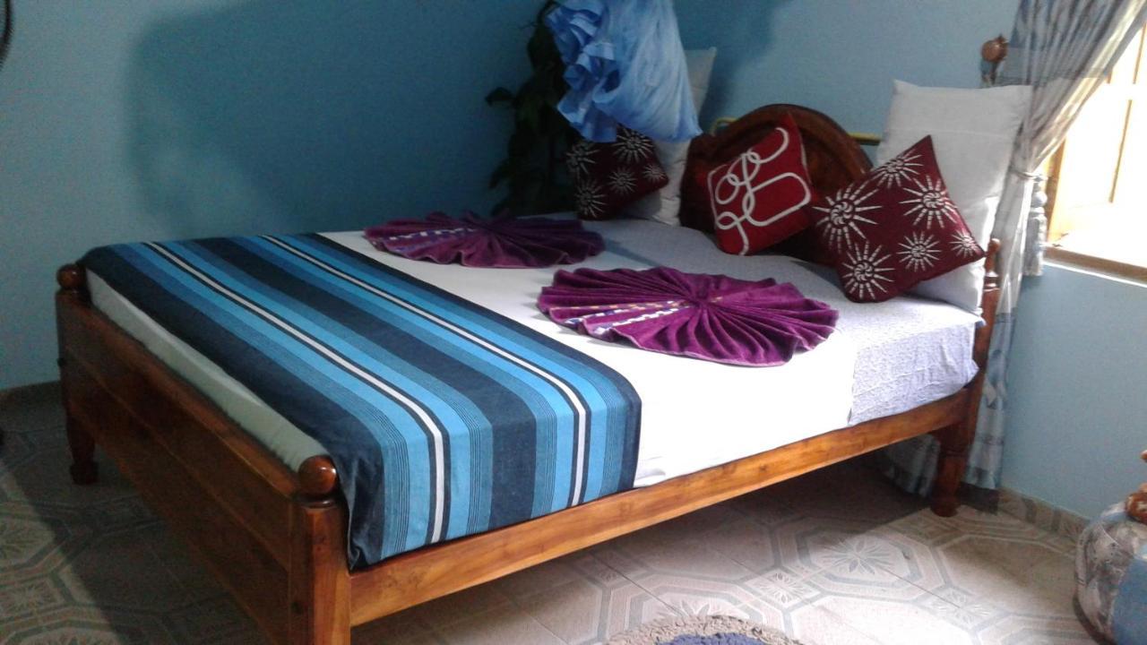 Flower Inn Sigirîya Extérieur photo